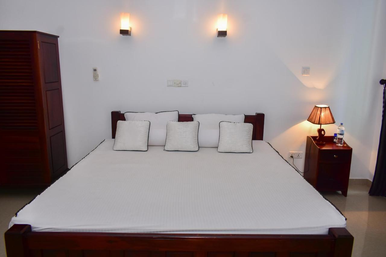 Minuri Villa Hikkaduwa Extérieur photo