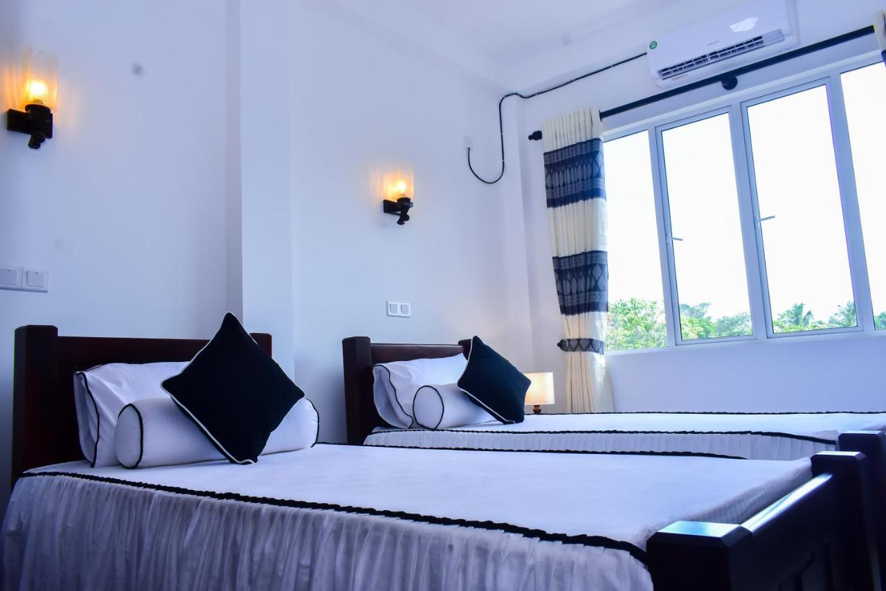 Minuri Villa Hikkaduwa Extérieur photo