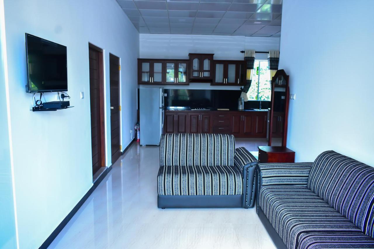 Minuri Villa Hikkaduwa Extérieur photo